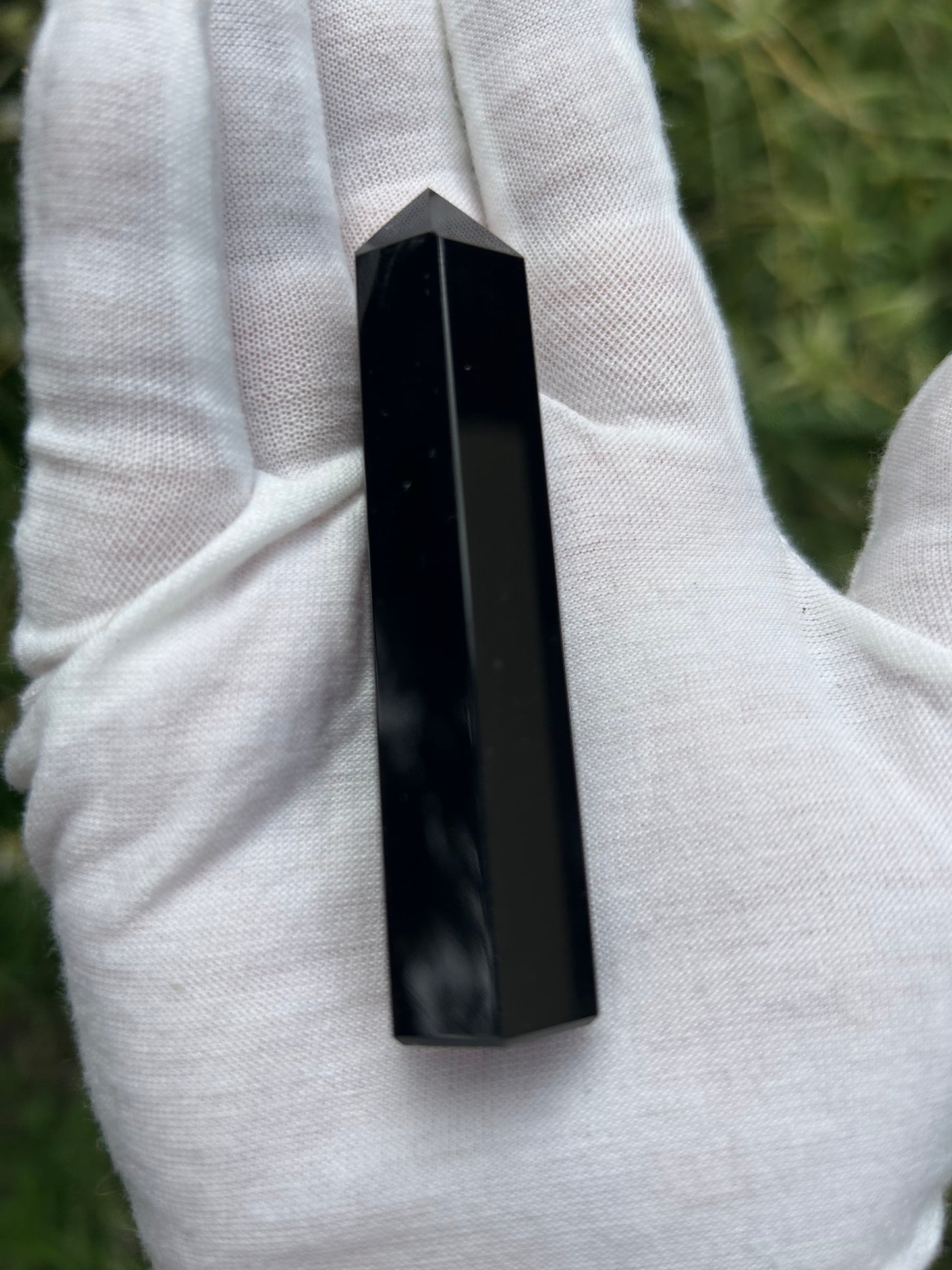 Black Obsidian Point/Small Obelisk