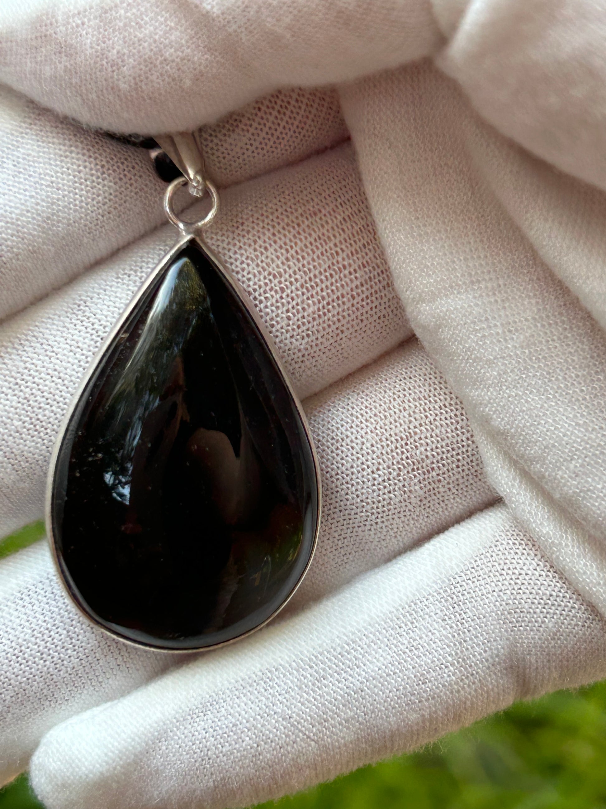 large Black Onyx Polished Stone tear drop water drop Pendant set in silver