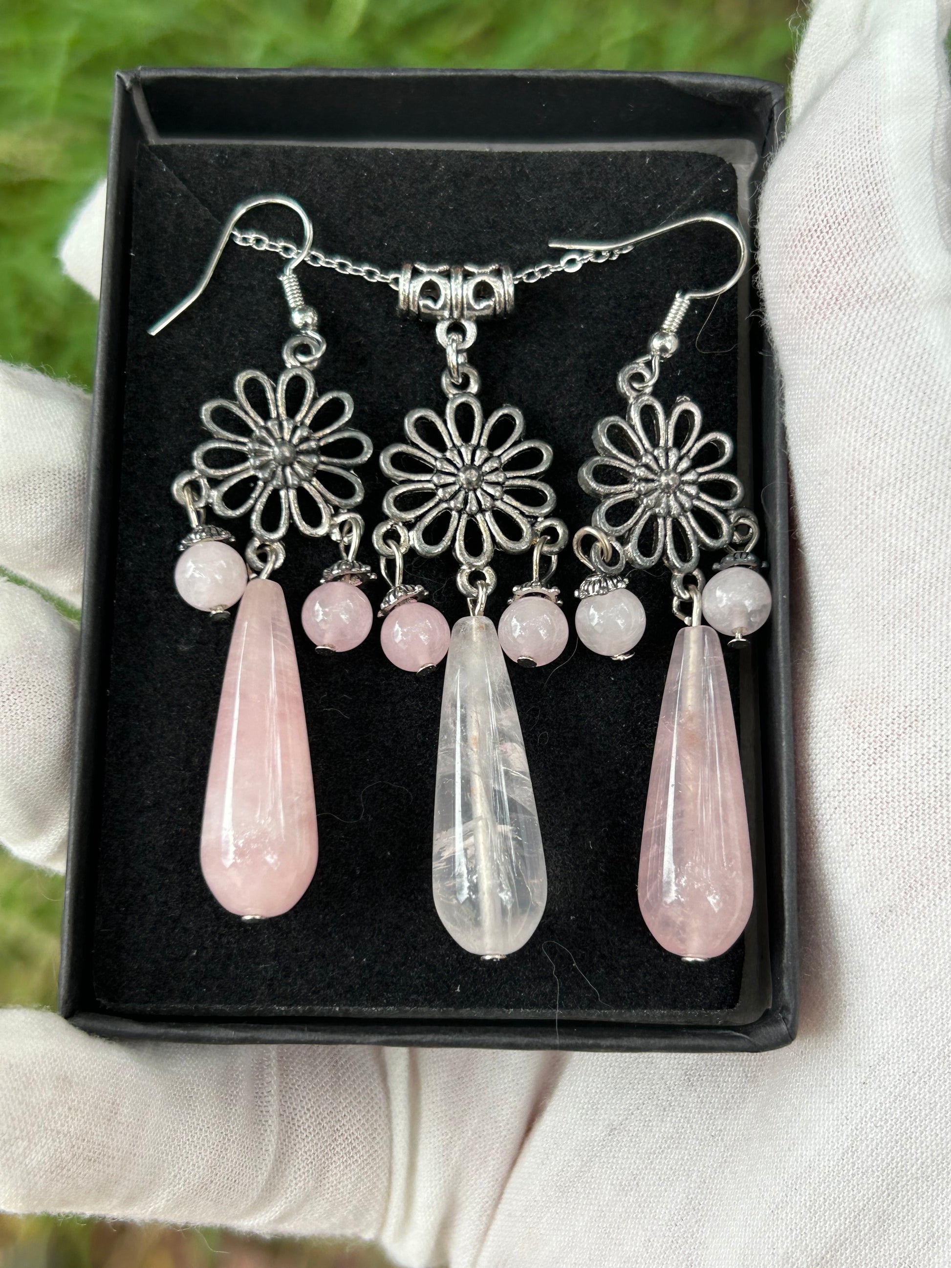 Polished rose quartz crystal and silver flower earring and necklace set in gift box