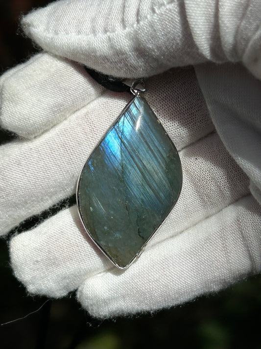 Labradorite Blue Flash Pendant