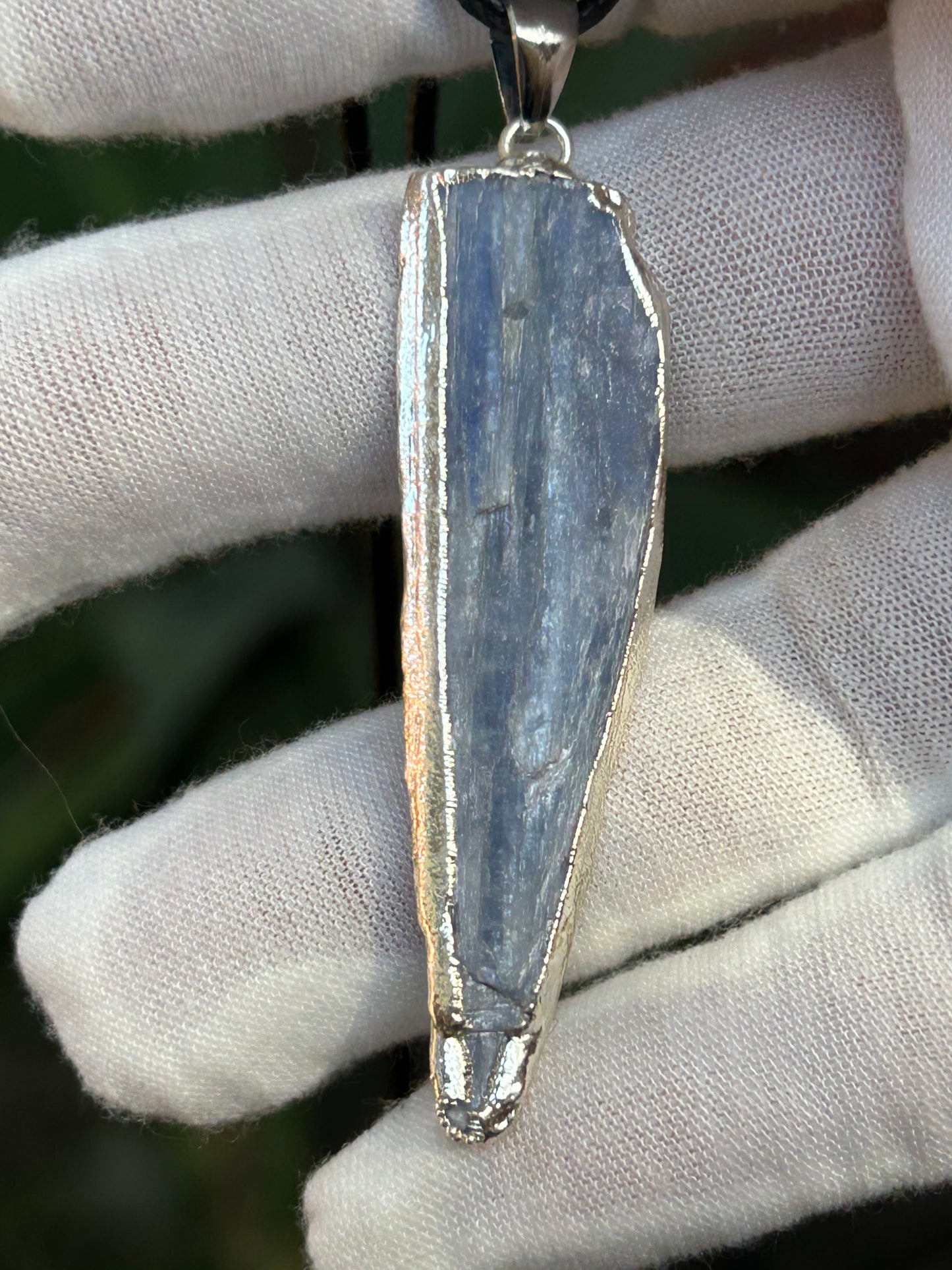 raw apatite irregular shapd pendant set in silver