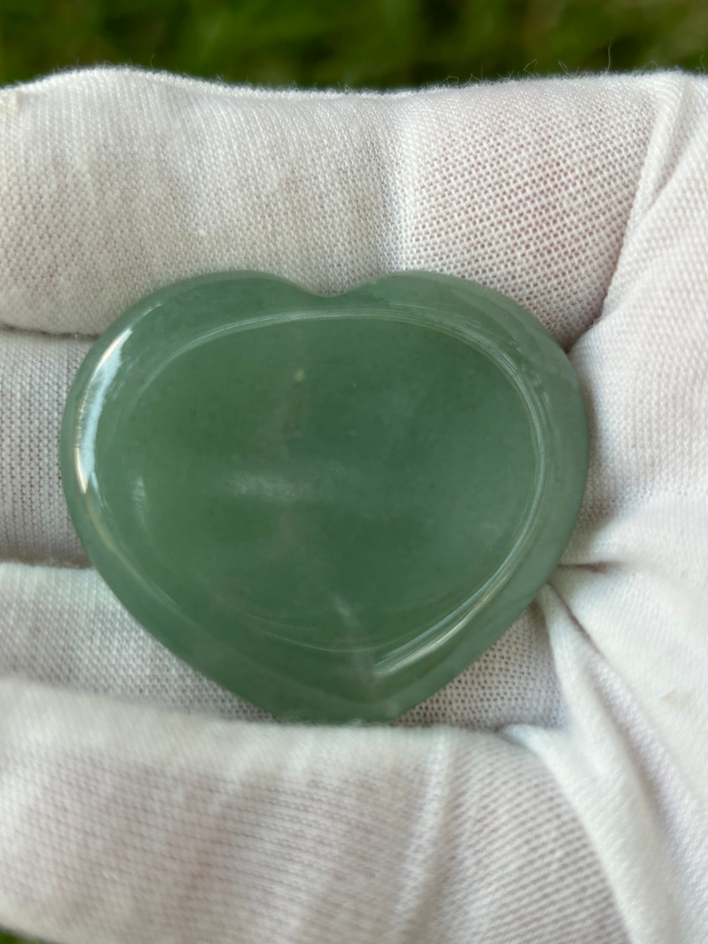 Green Aventurine Crystal Polished Heart Thumb Stone