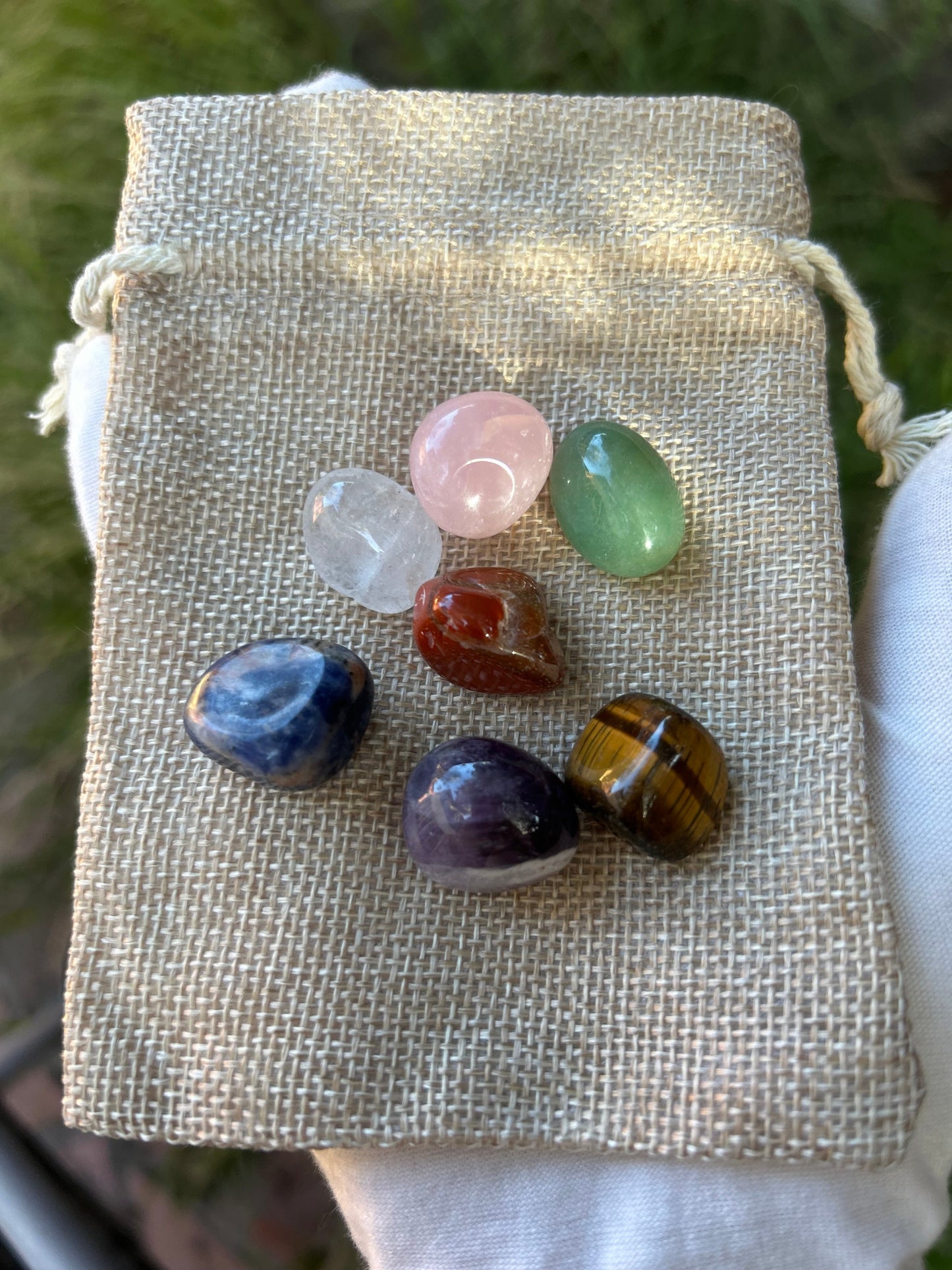 Polished crystal set with hessian bag including Red Agate, Amethyst, Tiger Eye, Green Aventurine, Clear Quartz. Sodalite, Rose Quartz