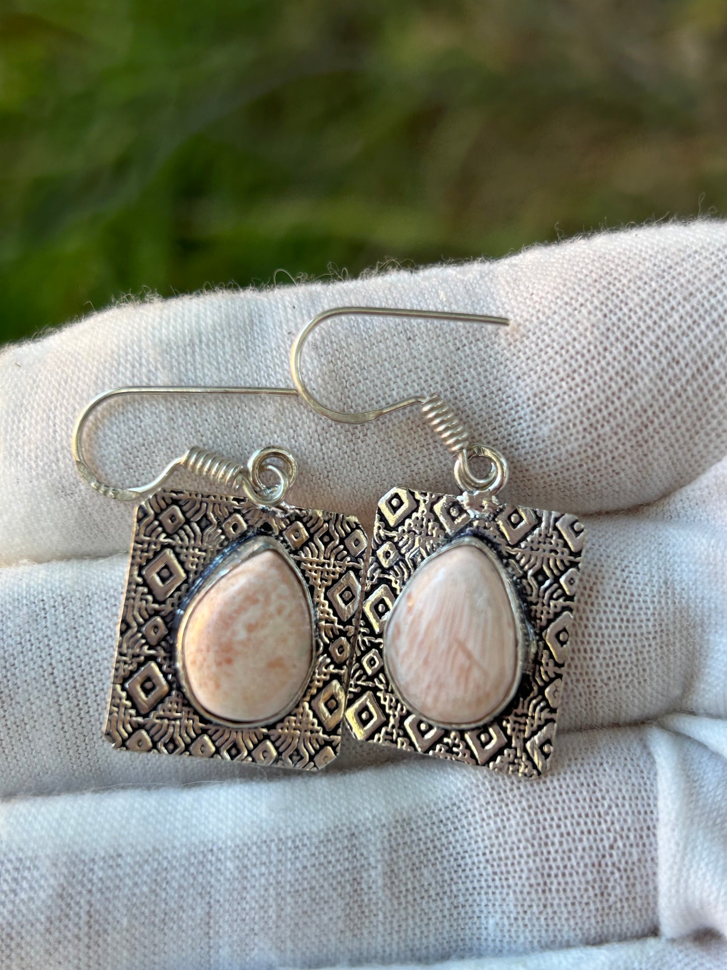 Pink Scolecite with patterned 925 Sterling Silver Plating Earrings 