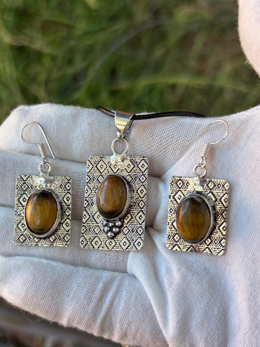 Tiger Eye with patterned 925 Sterling Silver Plating Earrings and and Pendant Set