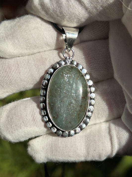 Aquamarine 925 Sterling Silver Plated Oval Pendant with artistic antique design