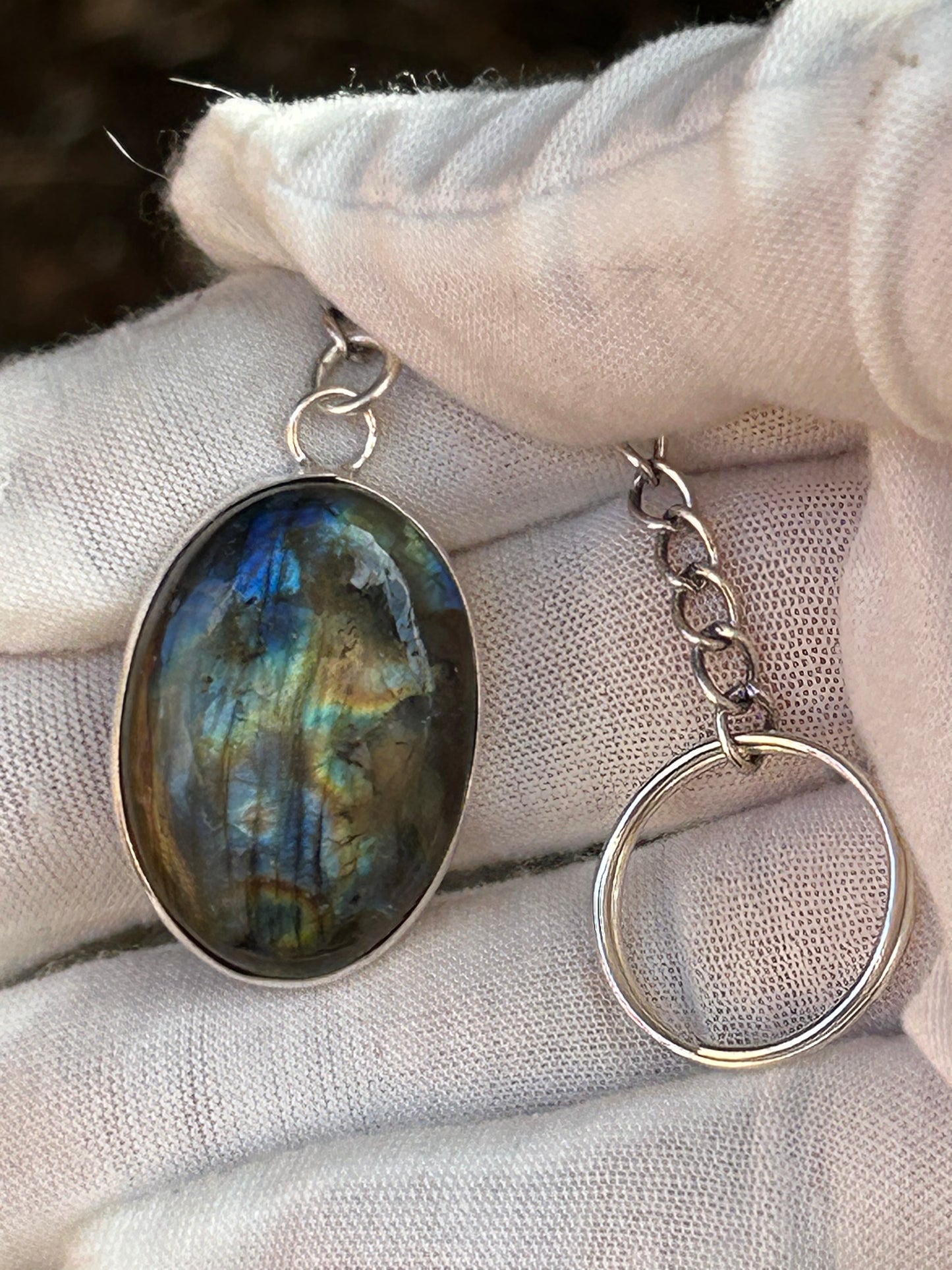 Labradorite Oval Keyring Green/Gold/Blue Flash