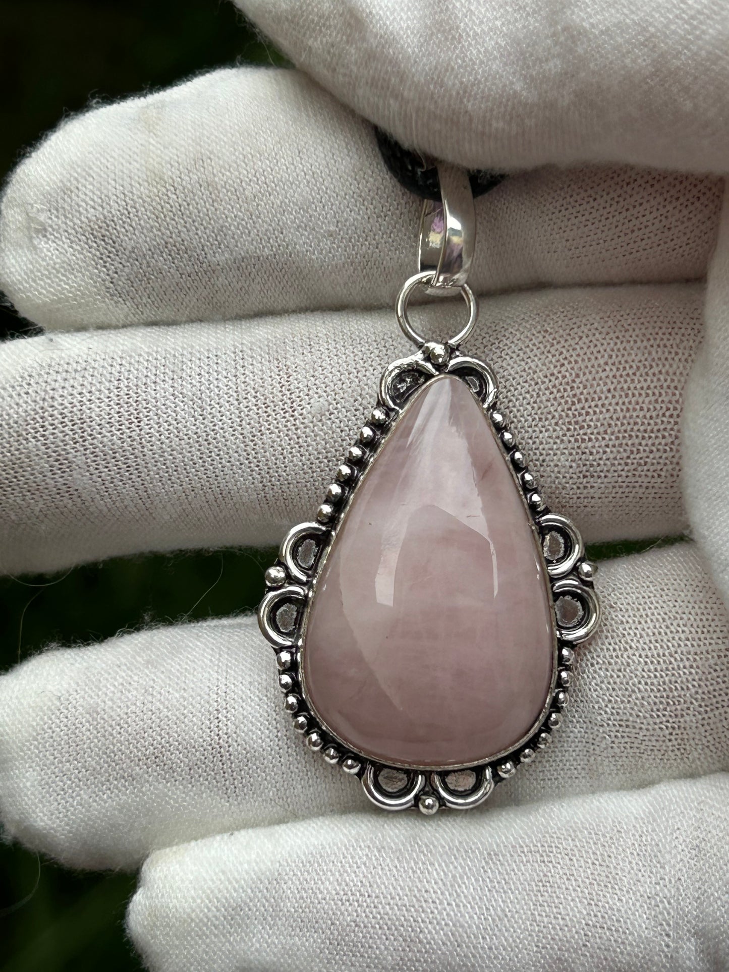 Rose Quartz 925 Sterling Silver Plated Pendant with artistic setting