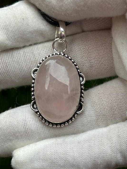 Rose Quartz 925 Sterling Silver Plated Pendant oval shape with artistic setting