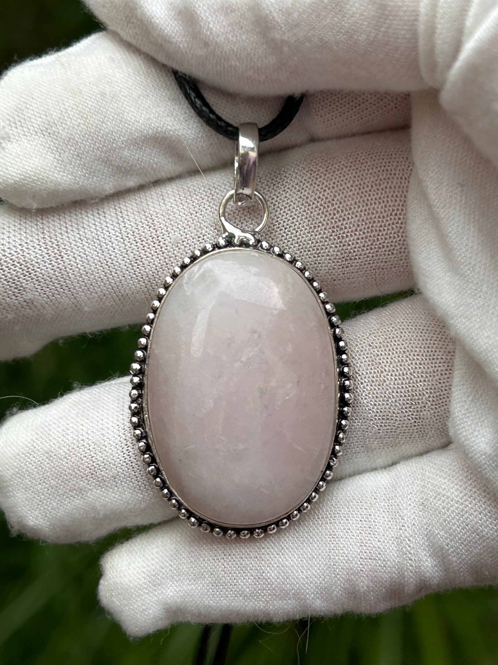 Rose Quartz 925 Sterling Silver Plated Pendant oval shape with artistic setting