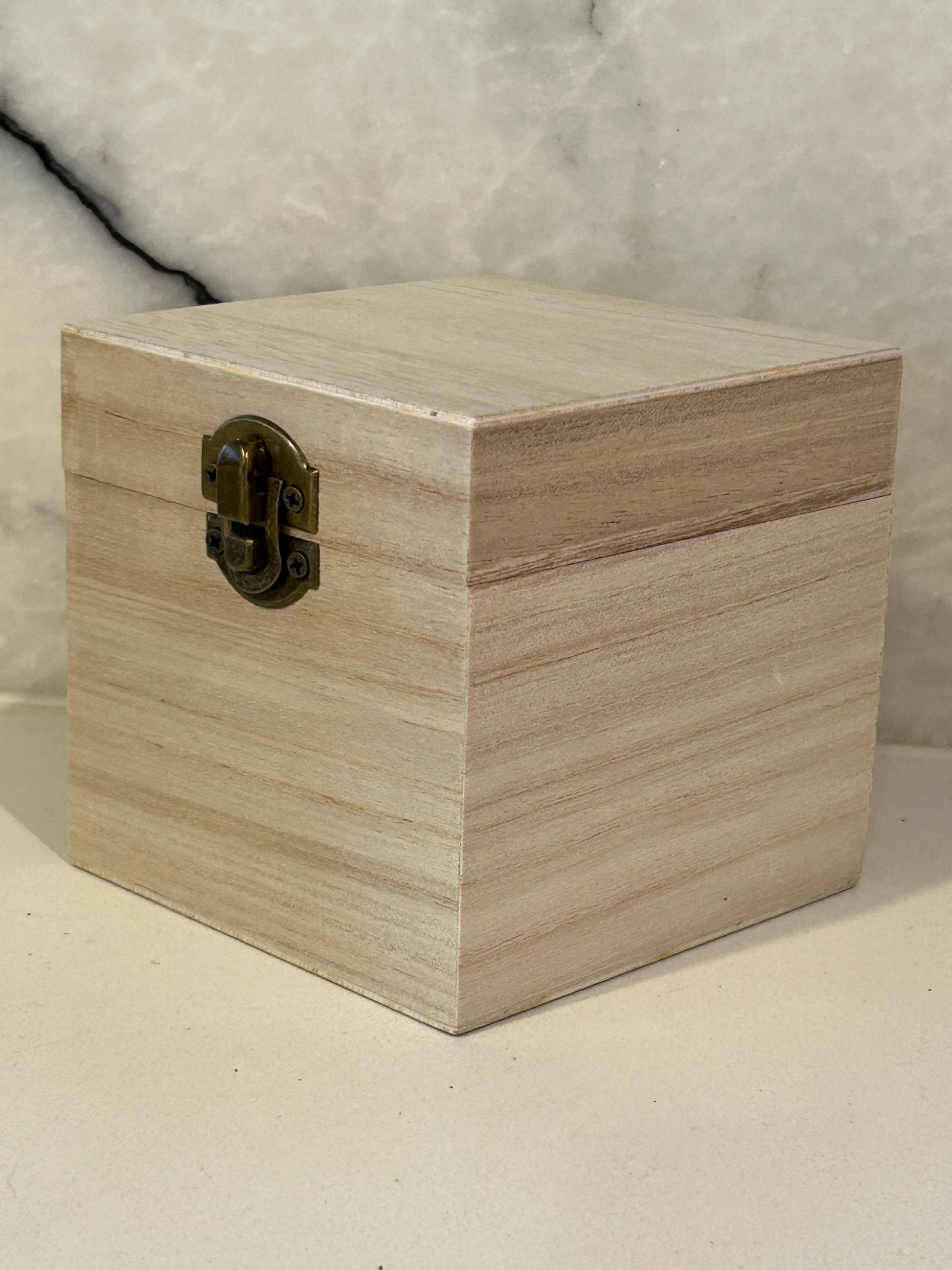 Treasure Chest Light Wood 10cm x 10cm x 10cm