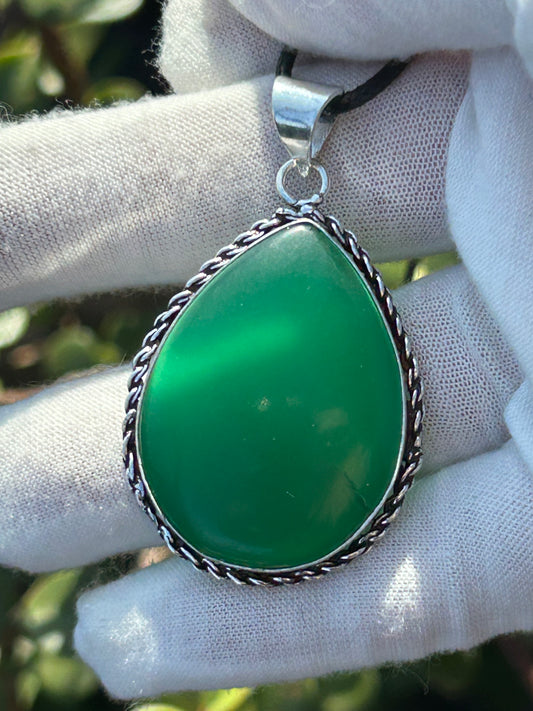 Green Onyx Waterdrop 925 Sterling Silver Plated Pendant