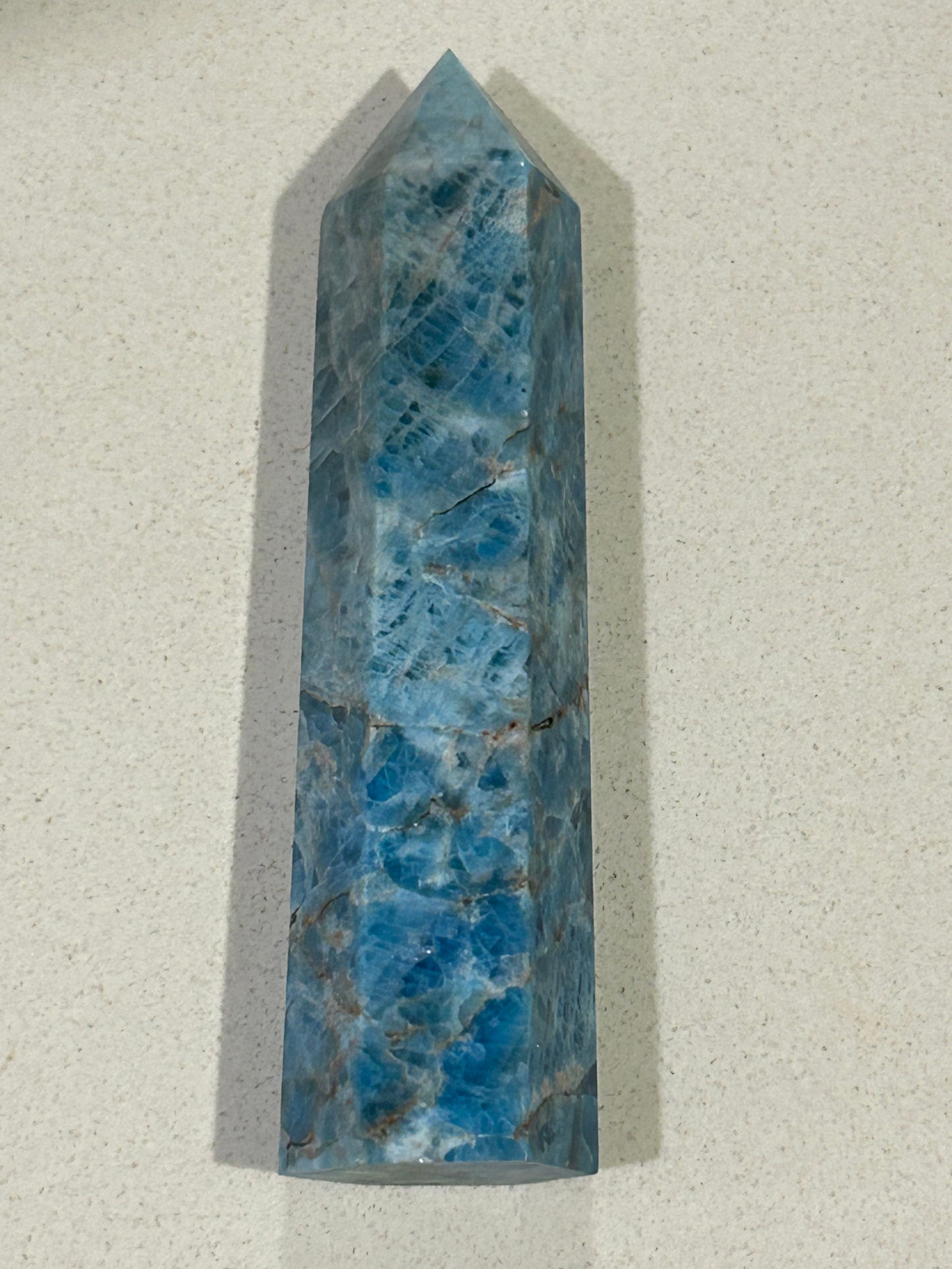 Apatite crystal point