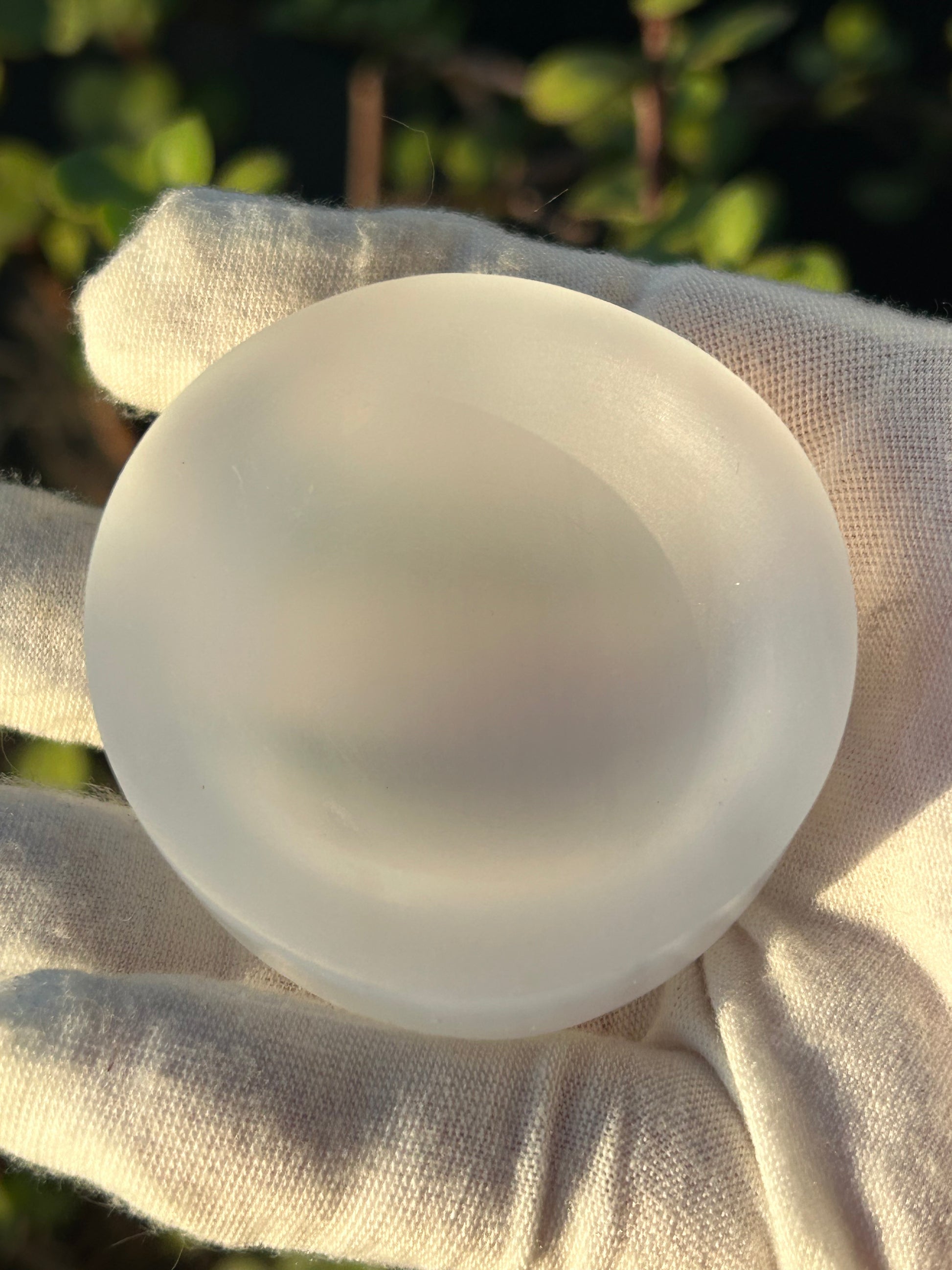 Selenite Cleansing/Keepsake Bowl width 5cm height 2.5cm