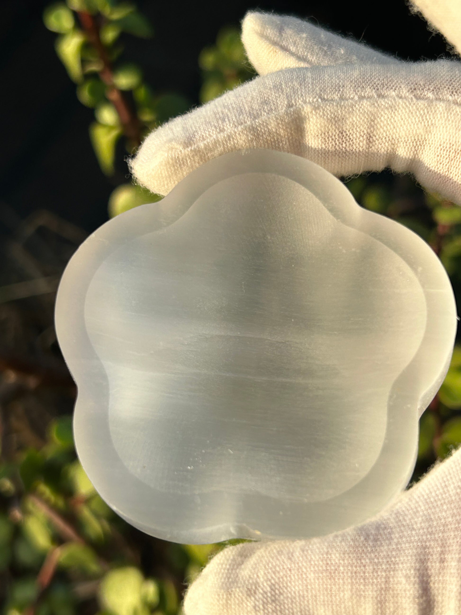 Selenite Flower Shaped Cleansing/Keepsake Bowl 6.5cm